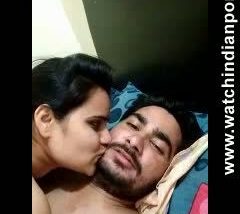 Free college porn of Indian desi girl makes kissing MMS with teacher