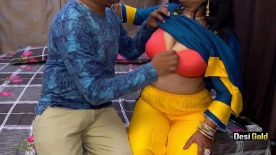 Bhojpuri teacher aur Bihari hot maid ka mast sambhog